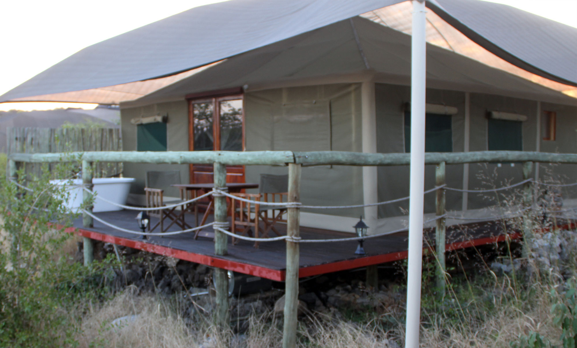 אוקאוקוג'ו Eagle Tented Lodge & Spa מראה חיצוני תמונה